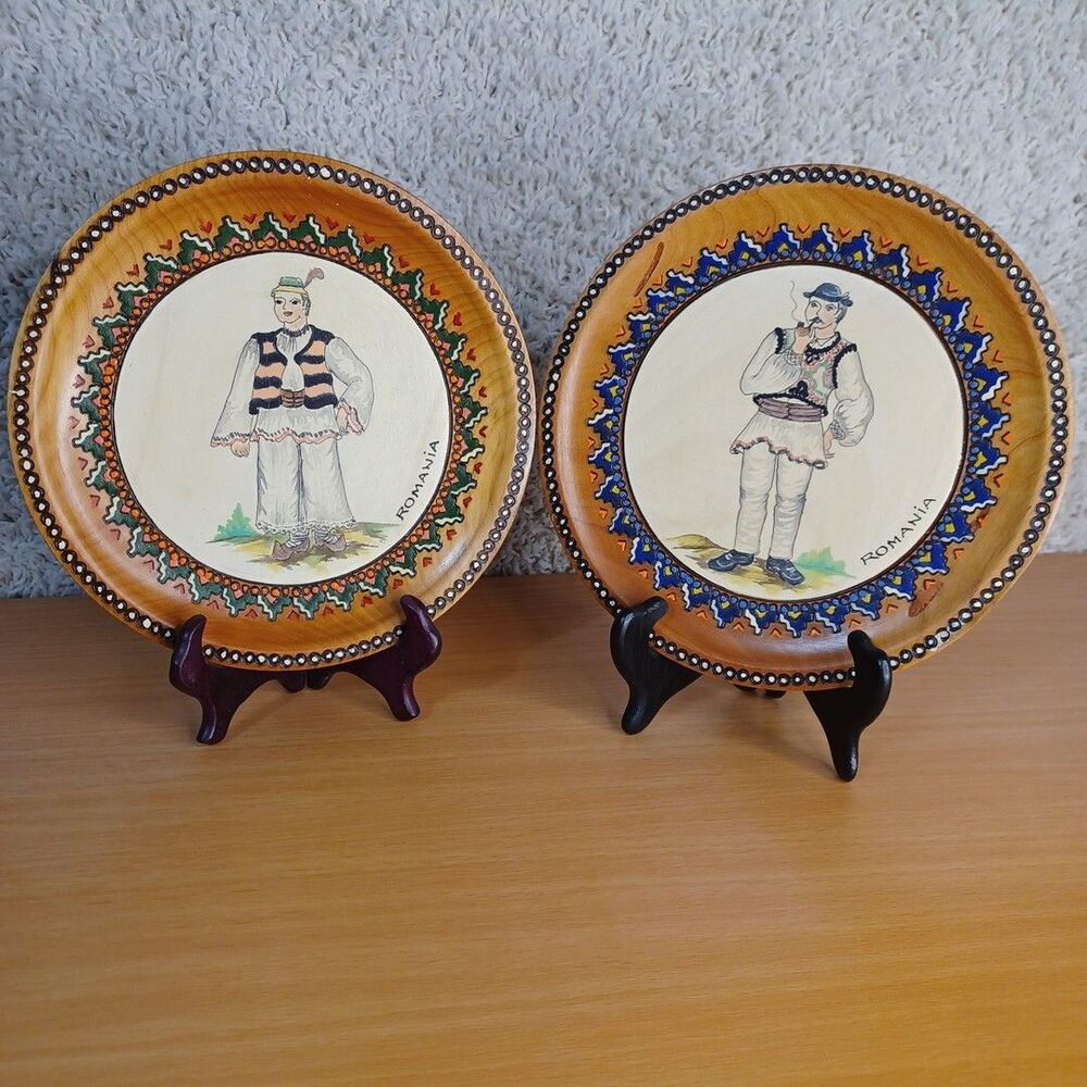 2 Vintage Romanian Handmade Carved Painted PIROART 6” Round Wooden Plates